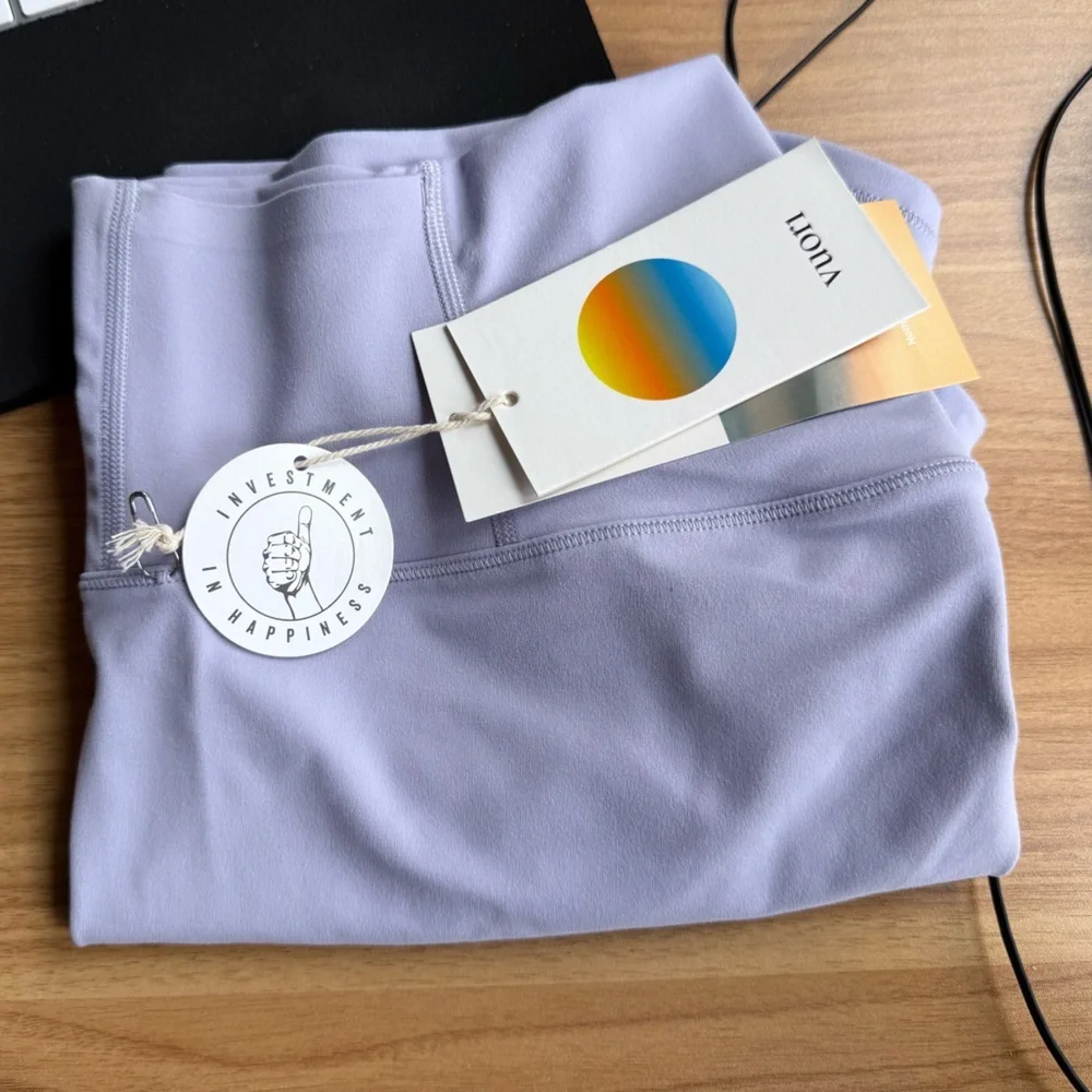 Vuori AllTheFeels™ Short 4" Size XL - Picture 3 of 8